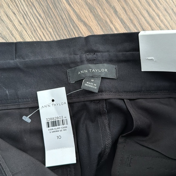 Ann Taylor new with tags scalloped shorts in black w side zip n slash pockets - Picture 12 of 14